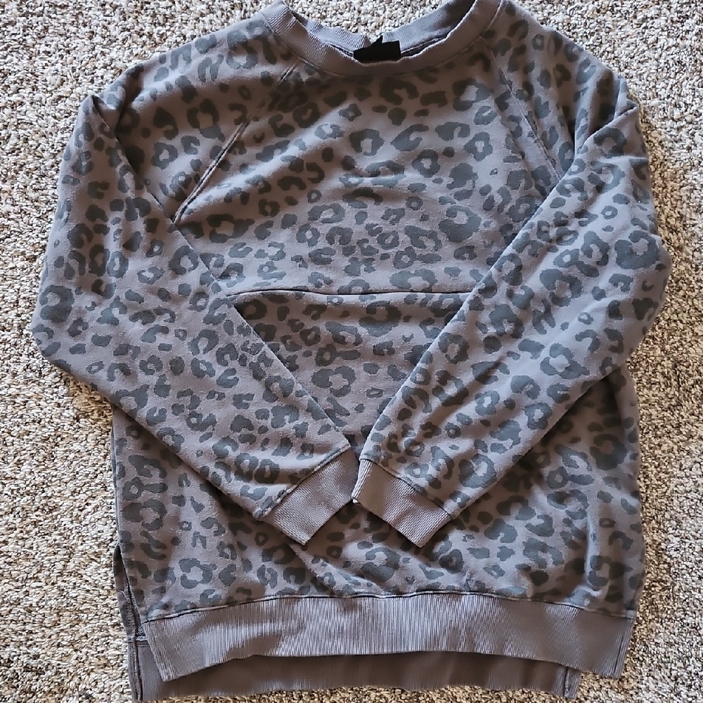 Nursing Queen Leapard Print Nursimg Sweatshirt